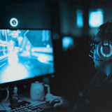 LogiLink Full-HD-USB-Webcam mit Autofokus, Ringlicht & Stativ, 76° Weitwinkel